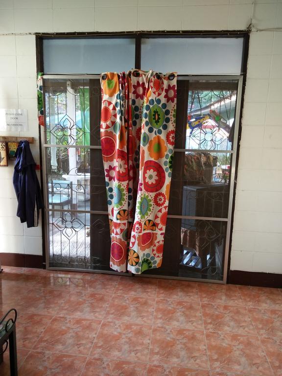Samlanjed Guesthouse Chiang Mai Buitenkant foto